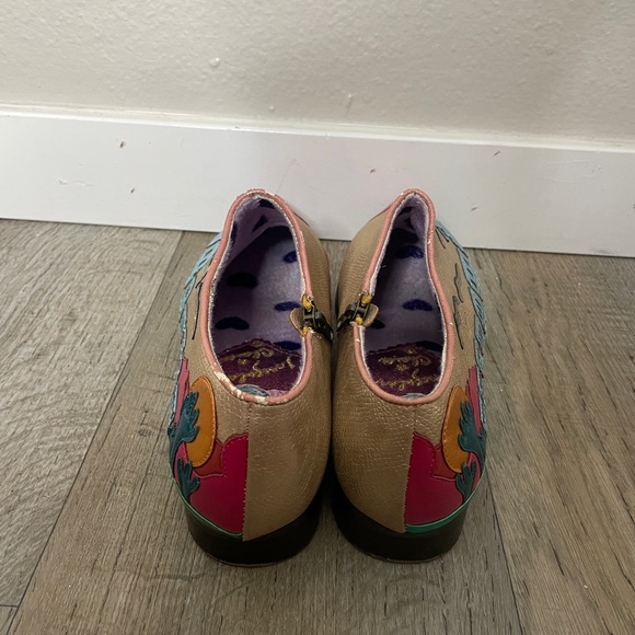 Irregular Choice Train Flat Ankle Bootie Boot Pointed Toe Women’s size 41 - Picture 3 of 7